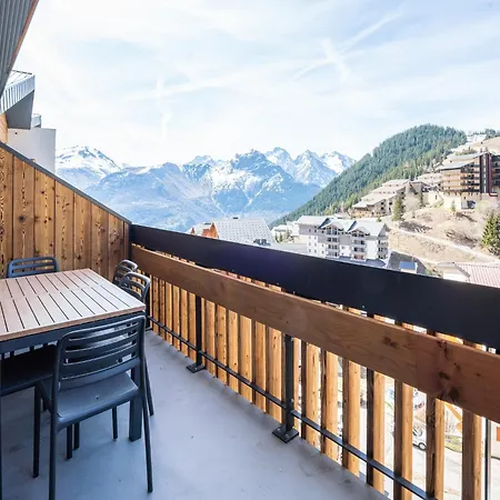 Apartment By The Slopes In L'alpe D'huez *